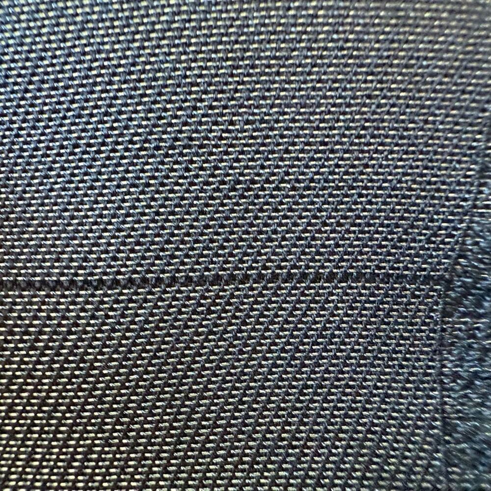 Louis Vuitton silk/wool sharf black and silver Authentic Retail 1200$ - Picture 3 of 7